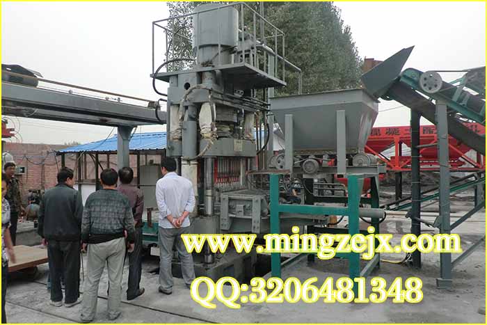 河南年產3000萬全自動制磚機客戶現場